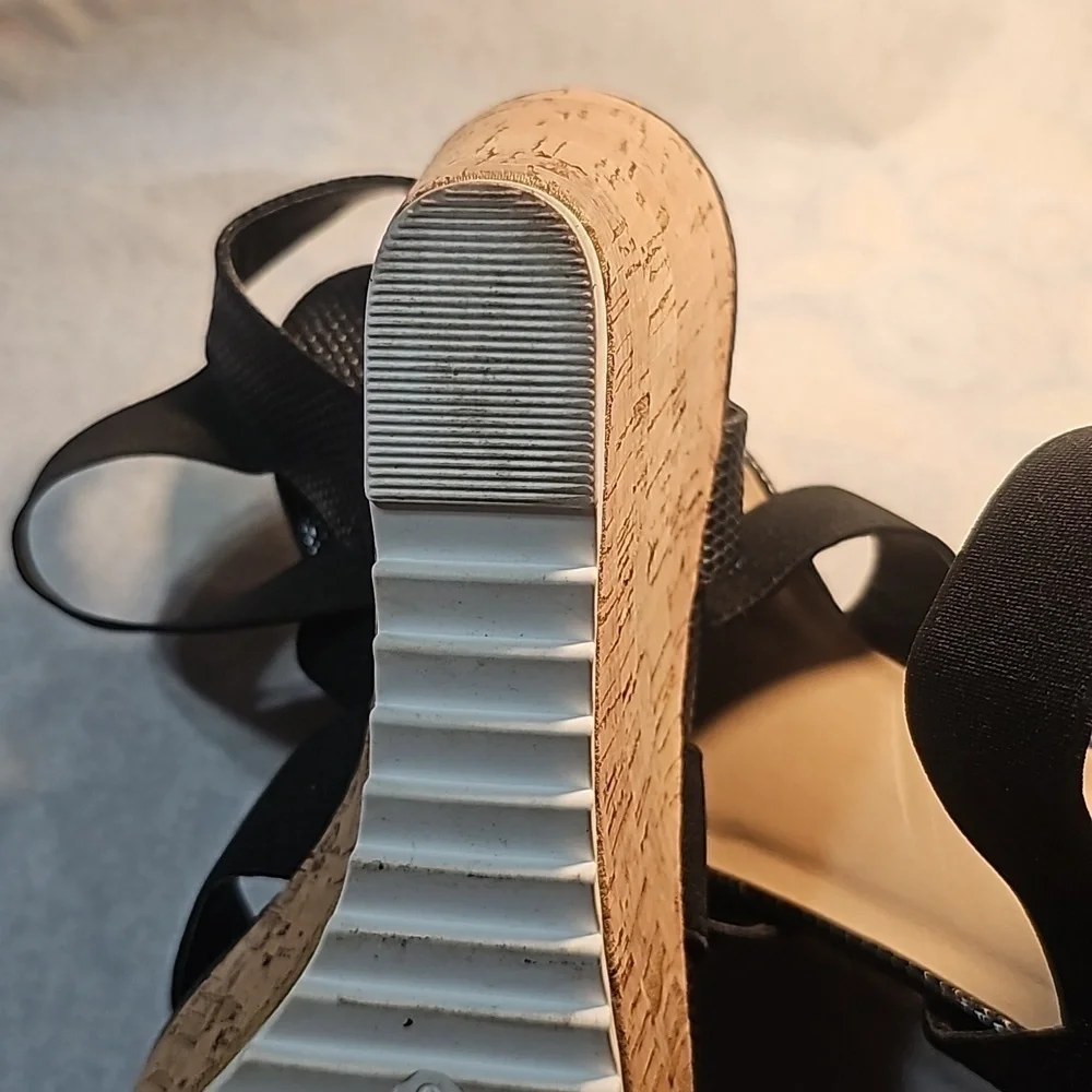 C Est. 1946 size black